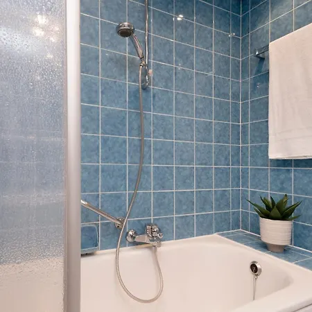 Apartment Berolina 112 *